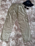 CALÇA CARGO JOGGER SARJA LARGA MASCULINA SKATE, CASUAL, 5 BOLSOS FECHAMENTO CORDÃO MODA UNISSEX