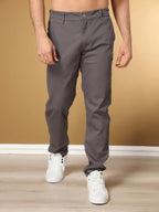 Calça Masculina em Sarja com Elastano Estilo Alfaiataria Esporte Fino Elegante com Bolsos Alta Durabilidade