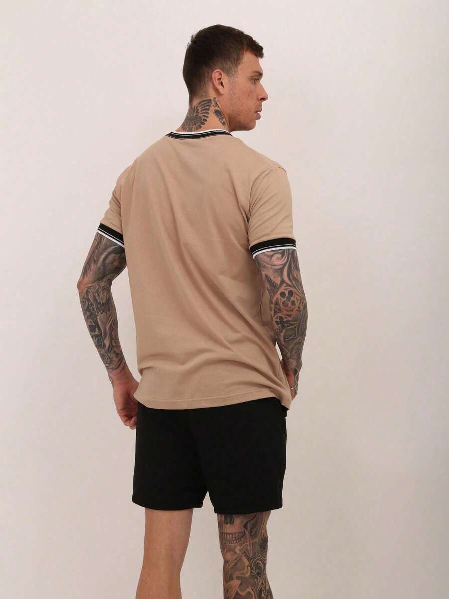 CAMISETA GUARNIÇÃO LISTRADA