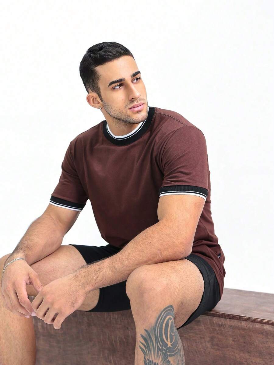 CAMISETA GUARNIÇÃO LISTRADA