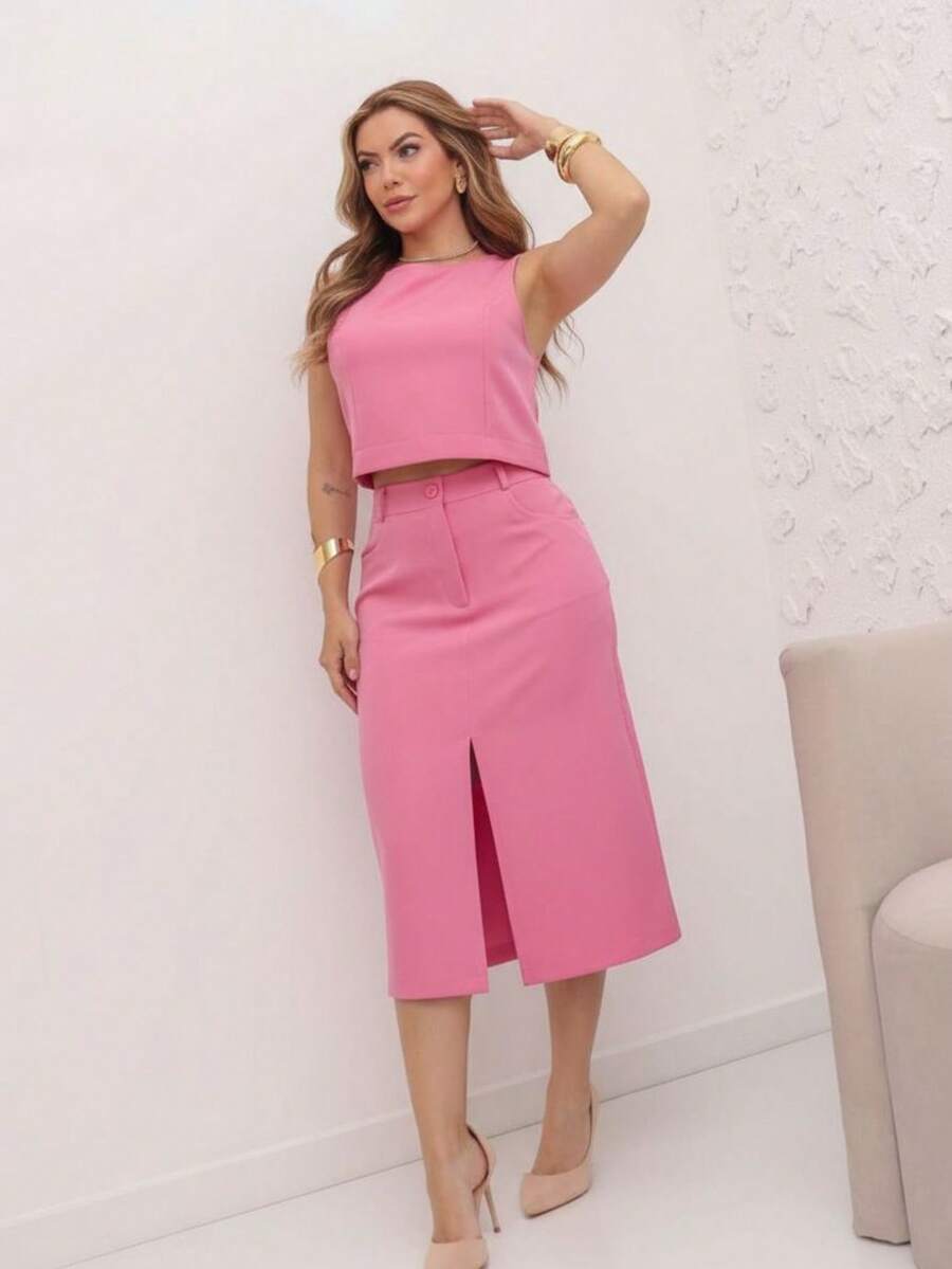 Conjunto Feminino Cropped e Saia Alfaiataria