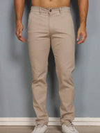 Calça Masculina em Sarja com Elastano Estilo Alfaiataria Esporte Fino Elegante com Bolsos Alta Durabilidade